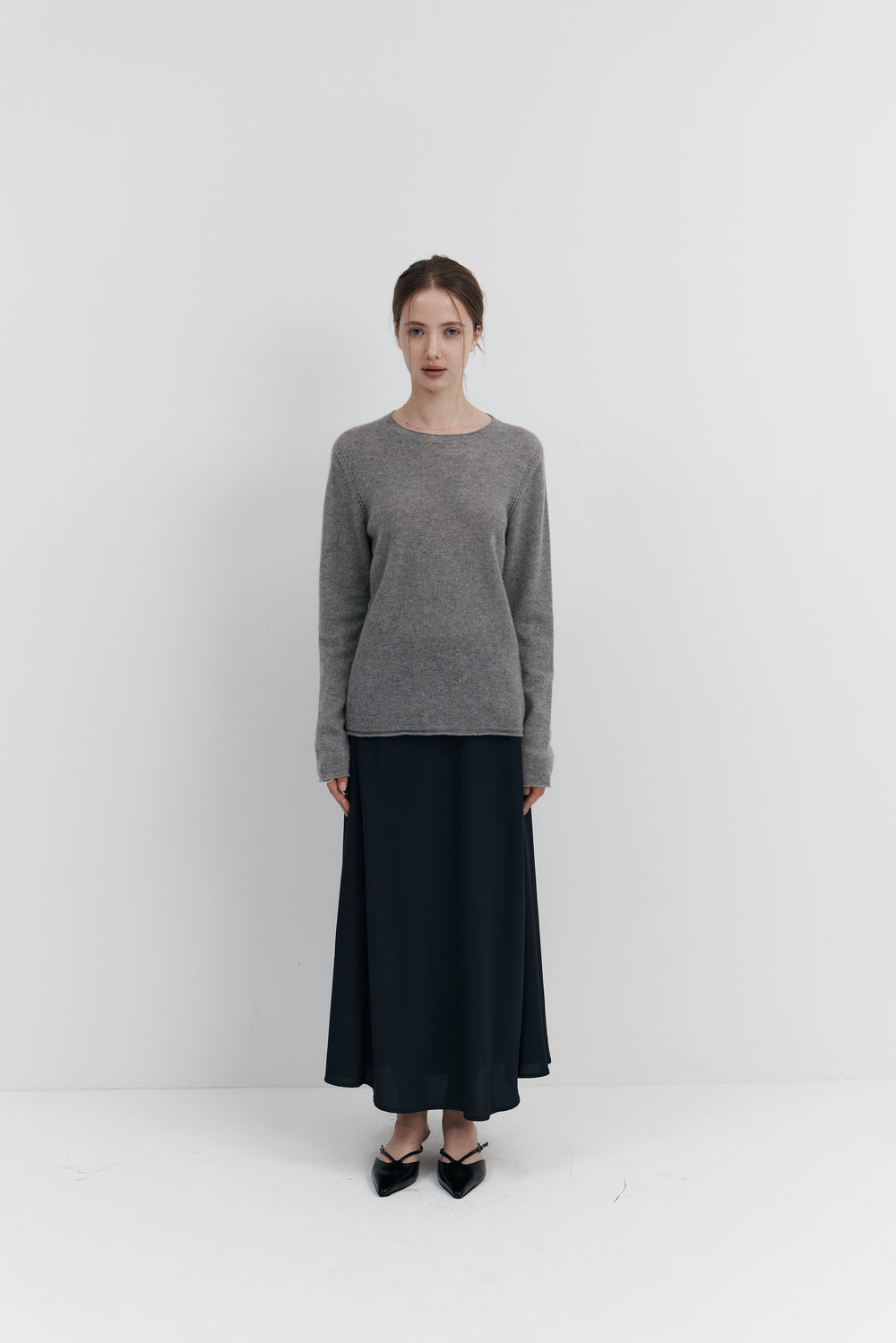 Cashmere Round-Neck Knit